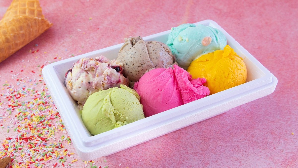 Family ice cream box 1.5 kilograms
